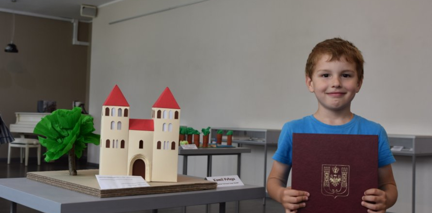 Inowrocław - Stworzyli "Szlak Piastowski w miniaturze"