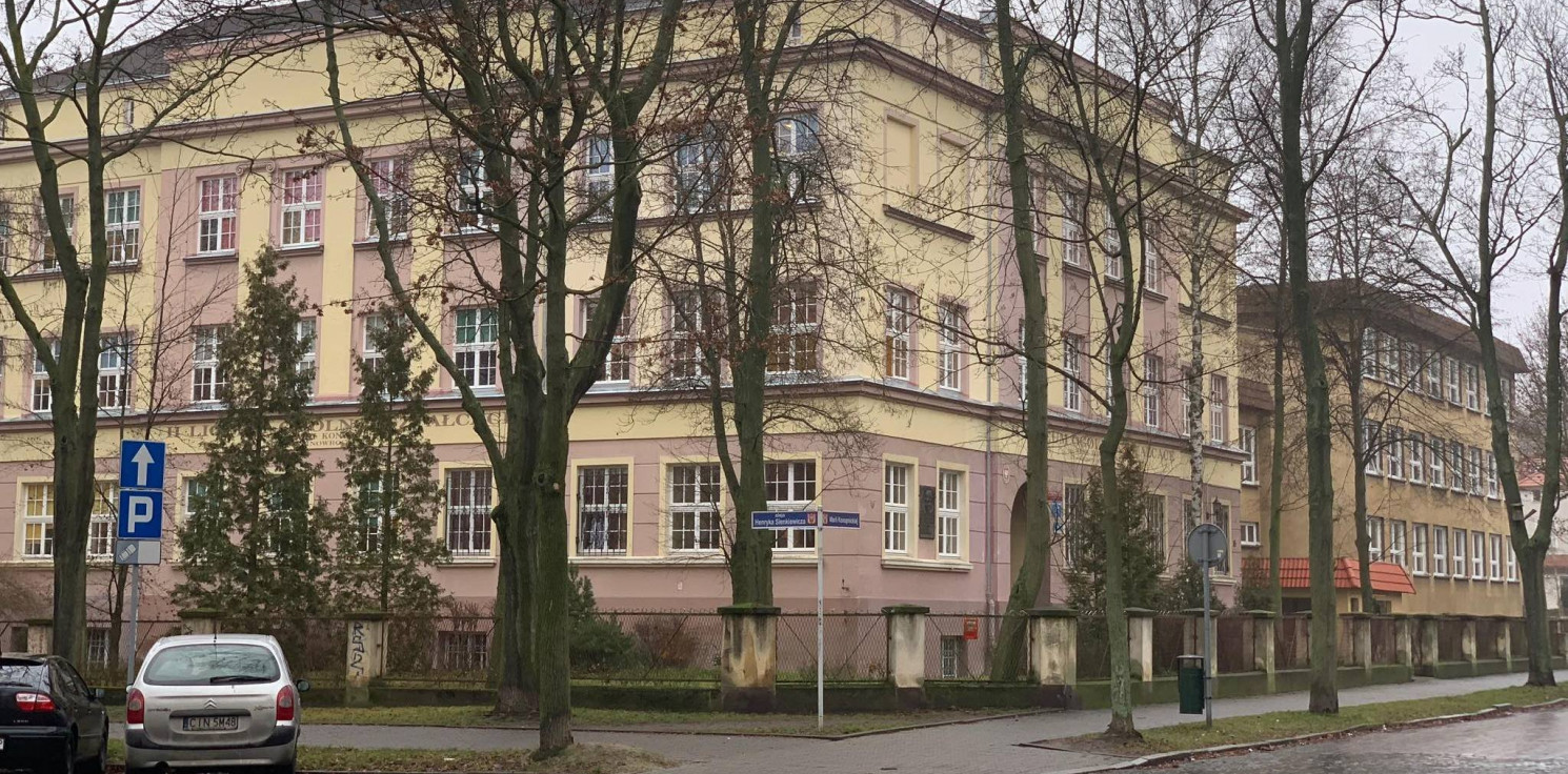 Inowrocław - Budynek II LO przejdzie termomodernizację