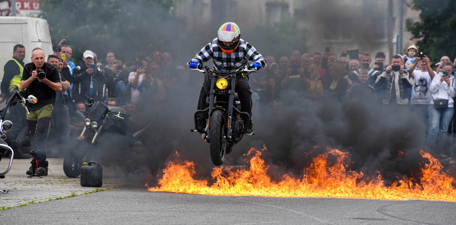 Inowrocław - Zlot motocyklowy w Inowrocławiu. Zdjęcia i video