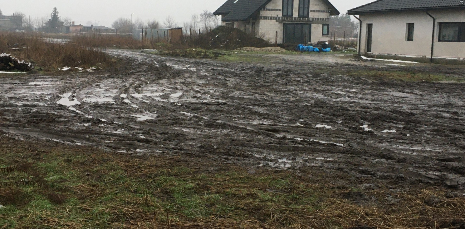 Inowrocław - Koniec z jazdą po błocie. Będą gruntówki
