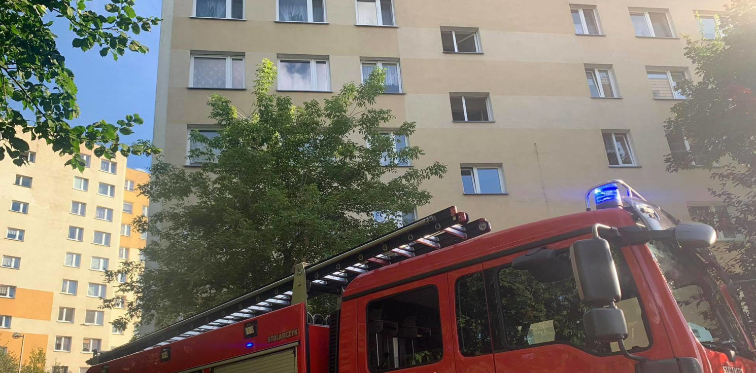 Inowrocław - Zadymienie w wieżowcu na Rąbinie