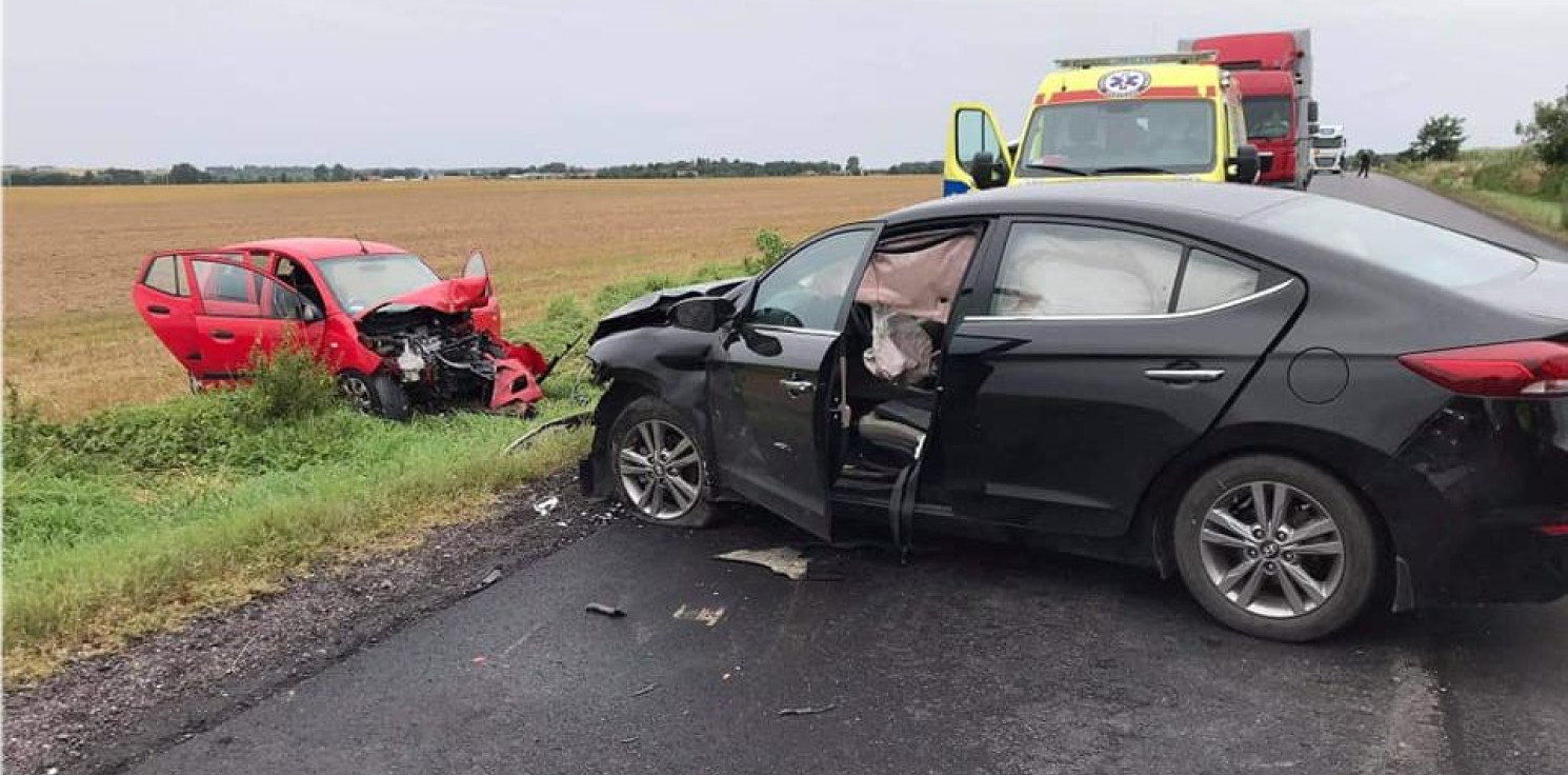 Region - Trzy osoby ranne w wypadku koło Strzelna