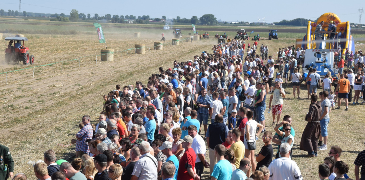 Pakość.online - Wyścigi traktorów. Ważne informacje dla kibiców