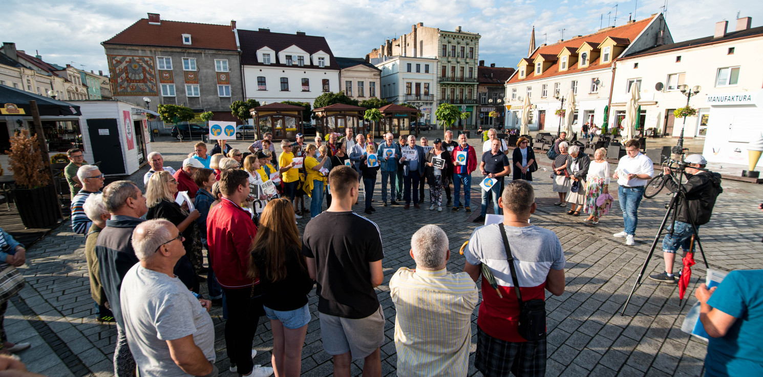 Inowrocław - "Wolne media!" krzyczeli na Rynku