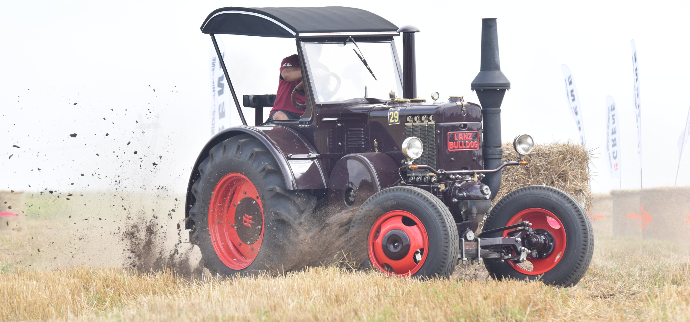 Pakość - W niedzielę wyścigi traktorów w Wielowsi