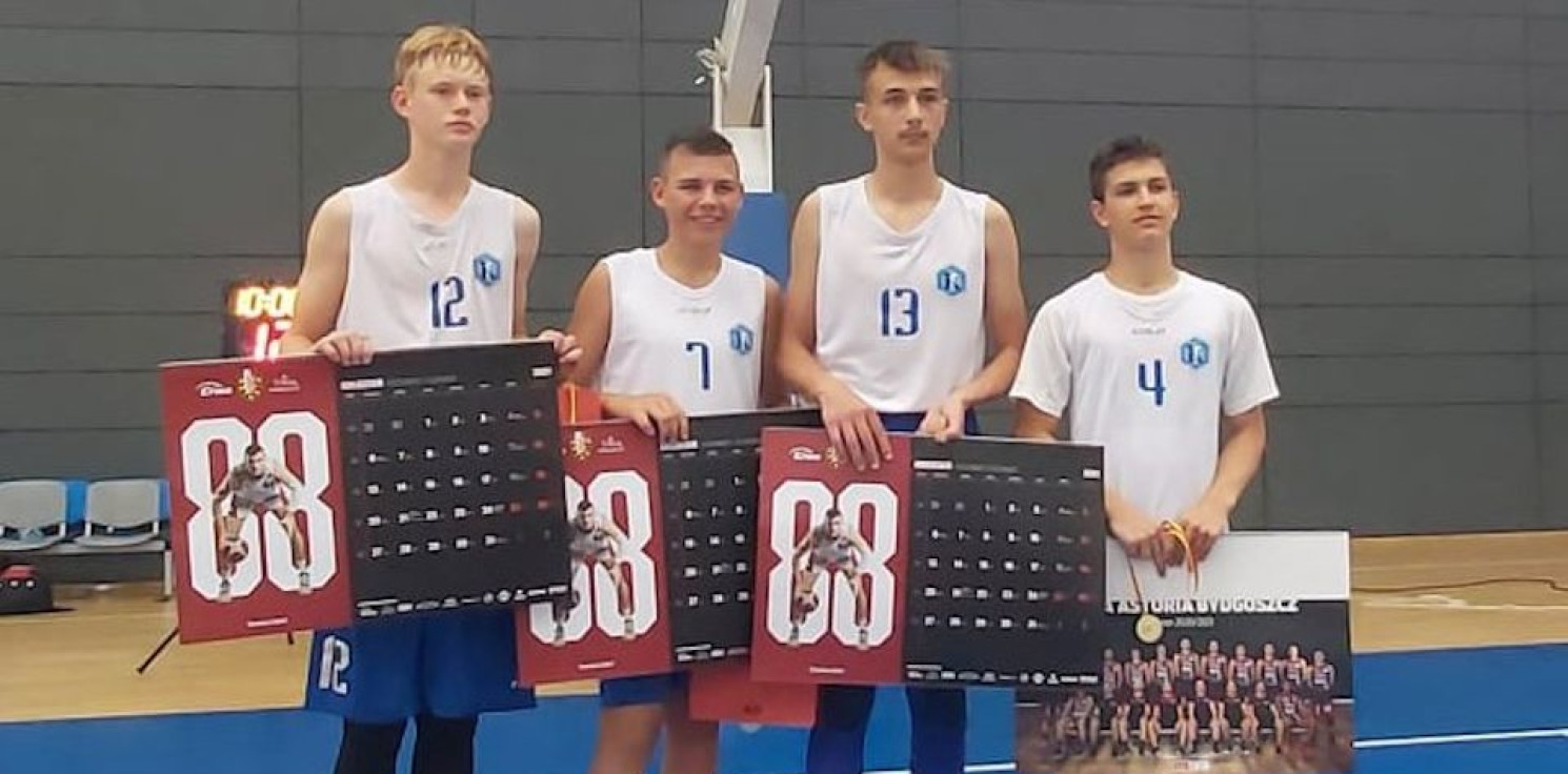 Inowrocław - Młodzi koszykarze z Inowrocławia jadą na mistrzostwa