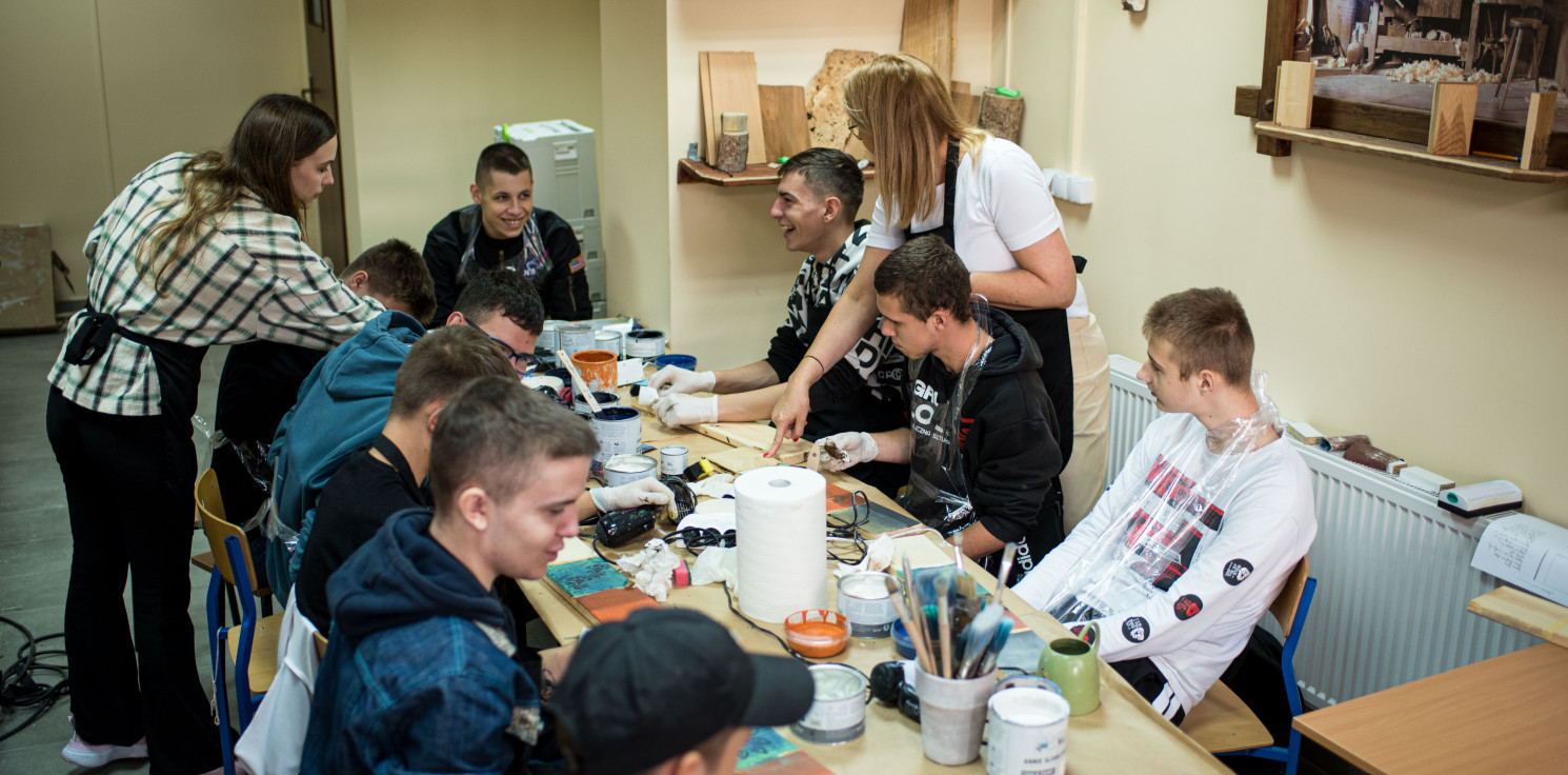 Inowrocław - Przyszli stolarze otrzymają nowe narzędzia
