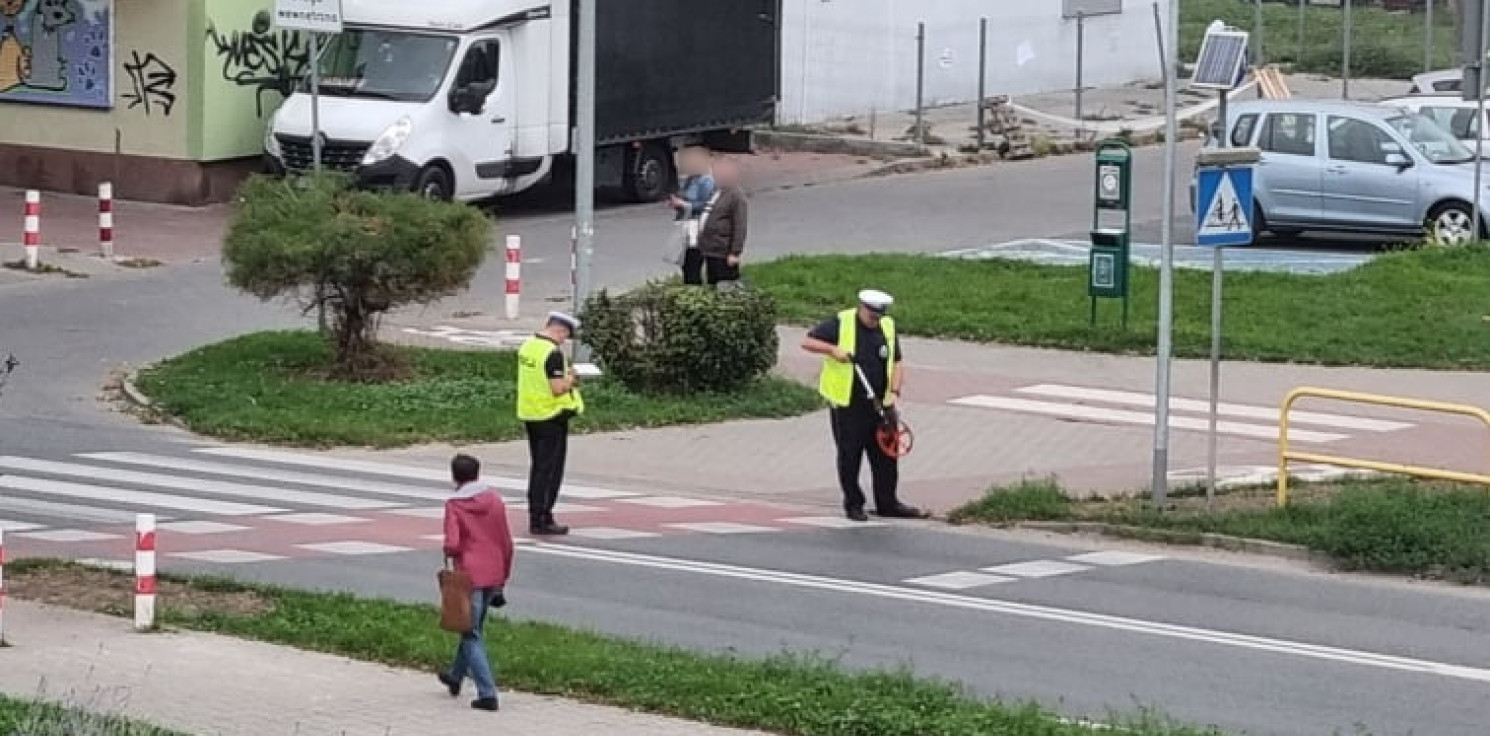Inowrocław - Brutalnie pobili przechodnia. Policja szuka świadków
