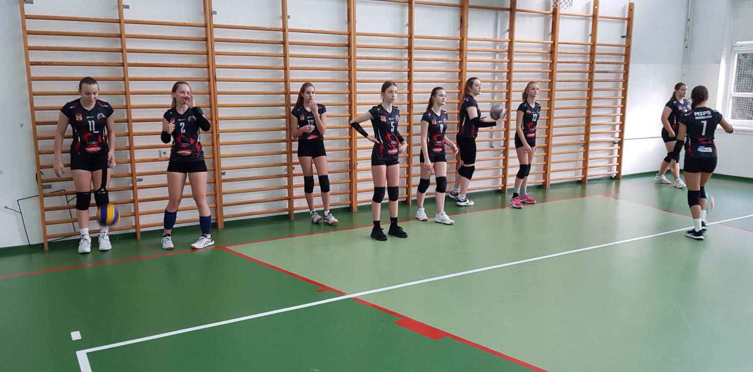 Inowrocław - Udany występ młodych siatkarek z Inowrocławia