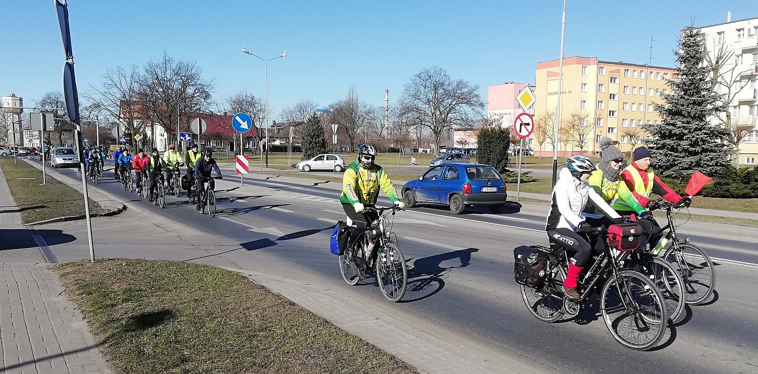 Kruszwica.online - Nad Gopłem rozpoczęli sezon rowerowy