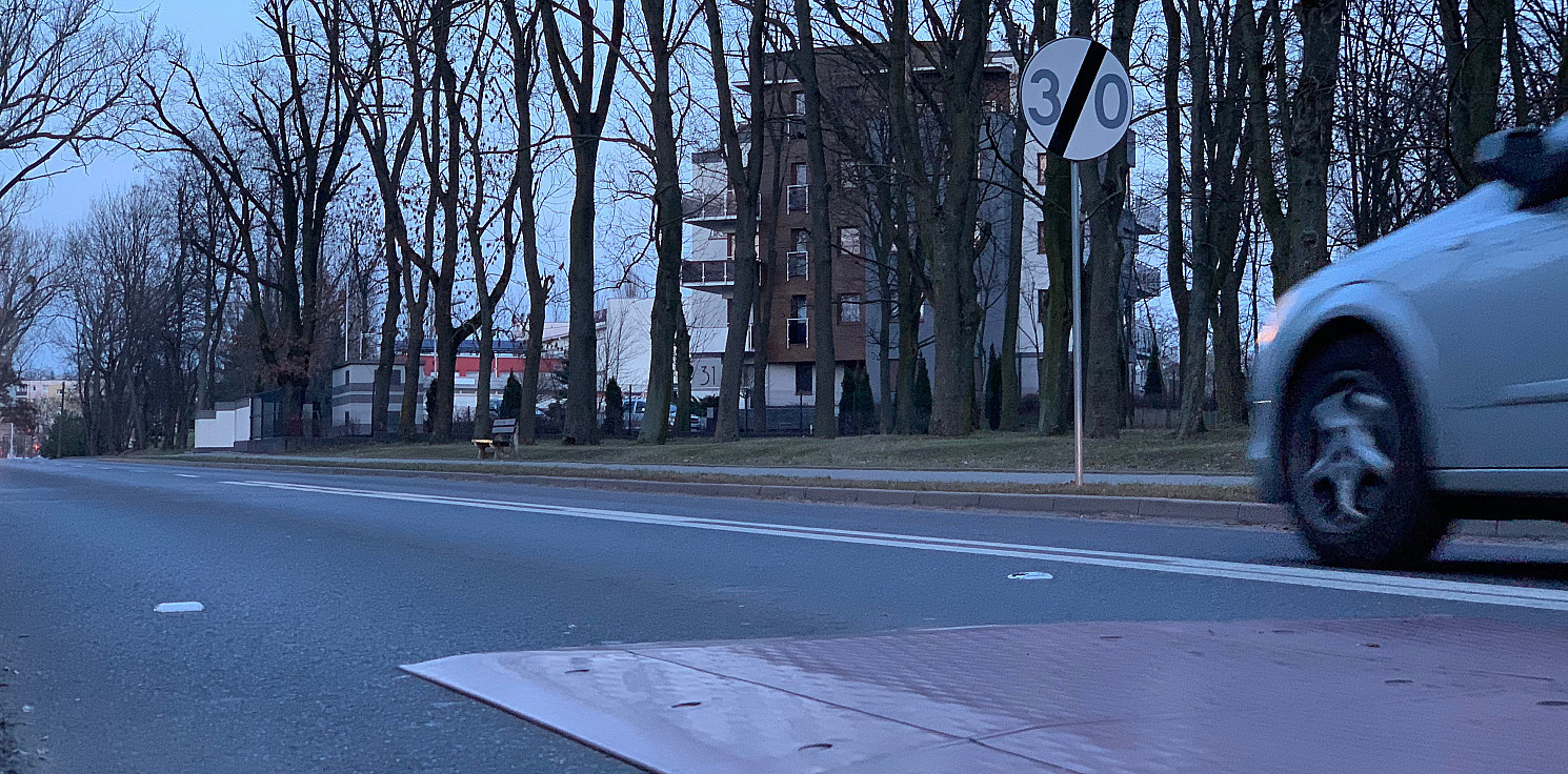 Inowrocław - Nowe znaki na ul. Wierzbińskiego