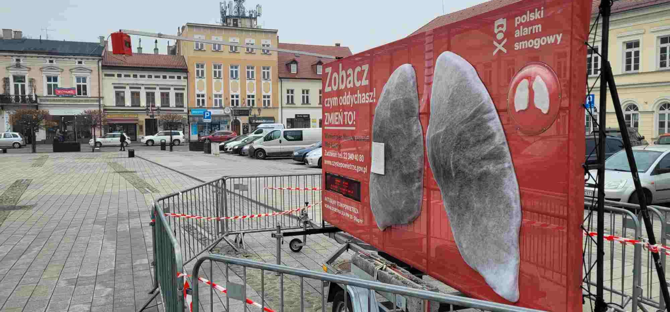 Inowrocław - Zielona środa: te płuca obrazują problem smogu