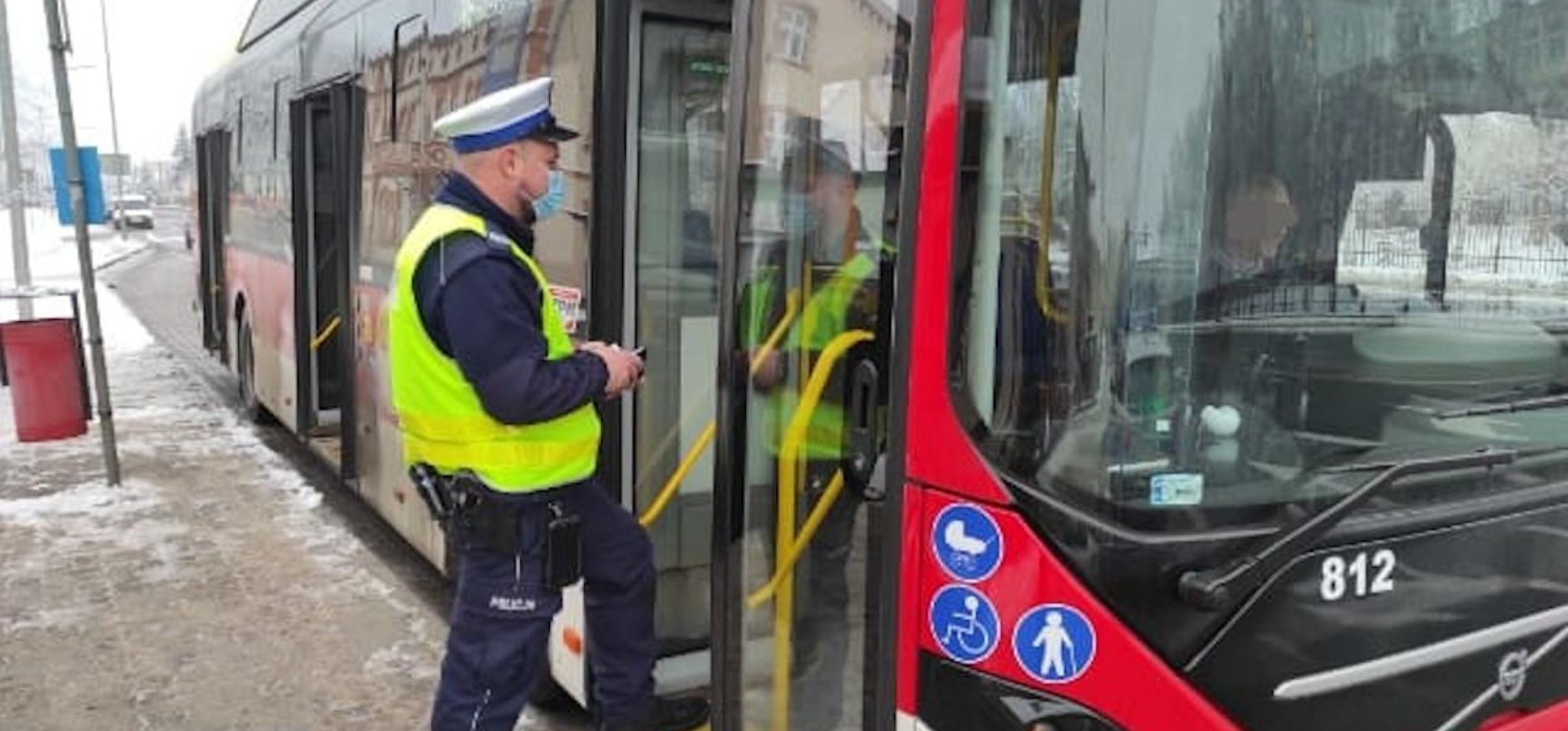 Inowrocław - W autobusach posypały się mandaty. Od policjantów