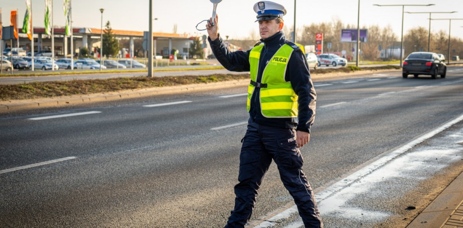 Region - Święta na drogach. 3 wypadki, 26 kierowców "po kielichu"