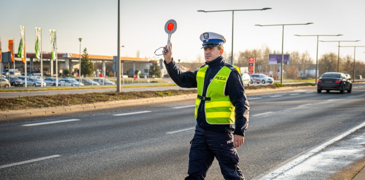 Region - Święta na drogach. 3 wypadki, 26 kierowców "po kielichu"