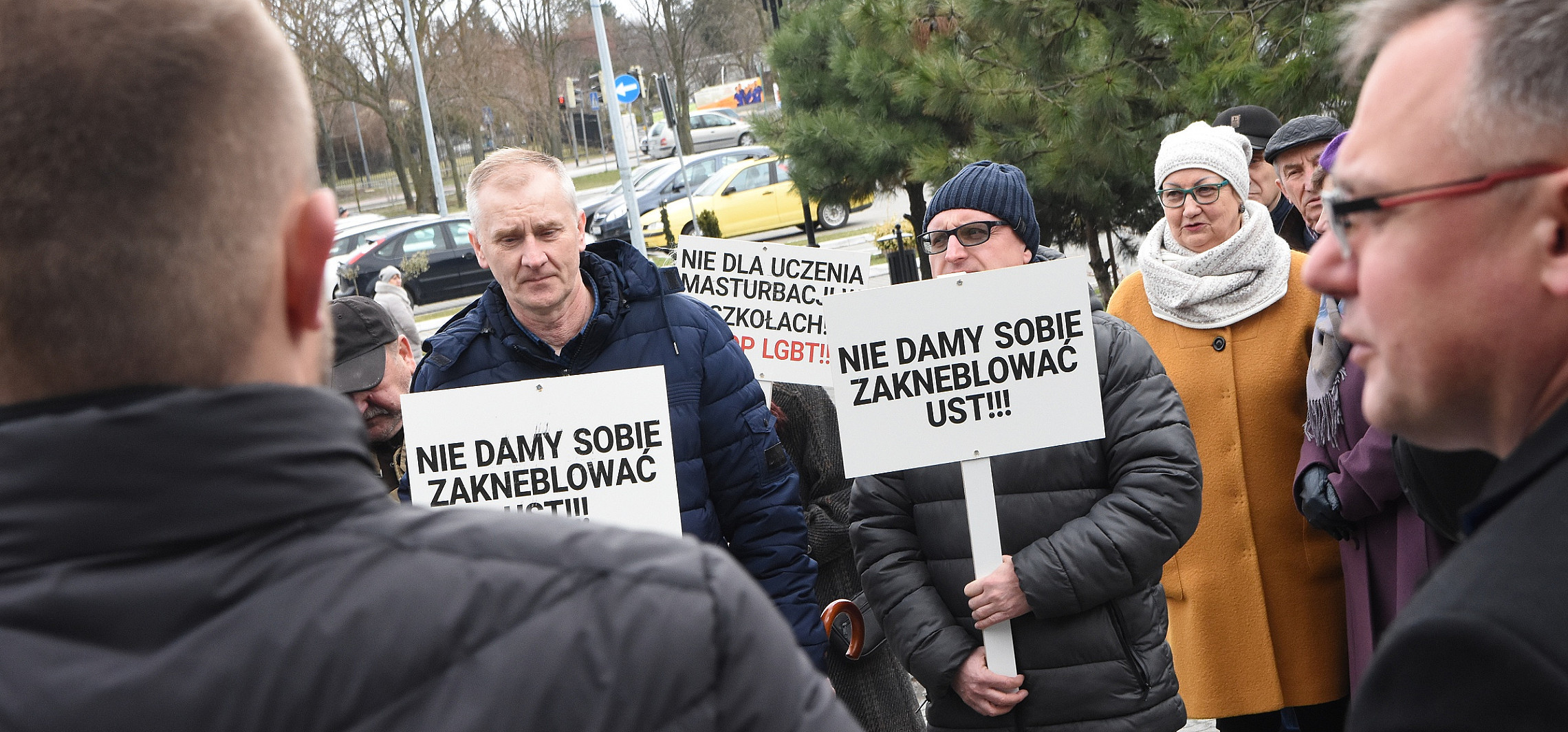 Inowrocław - "Nie dla karty LGBT w szkołach"