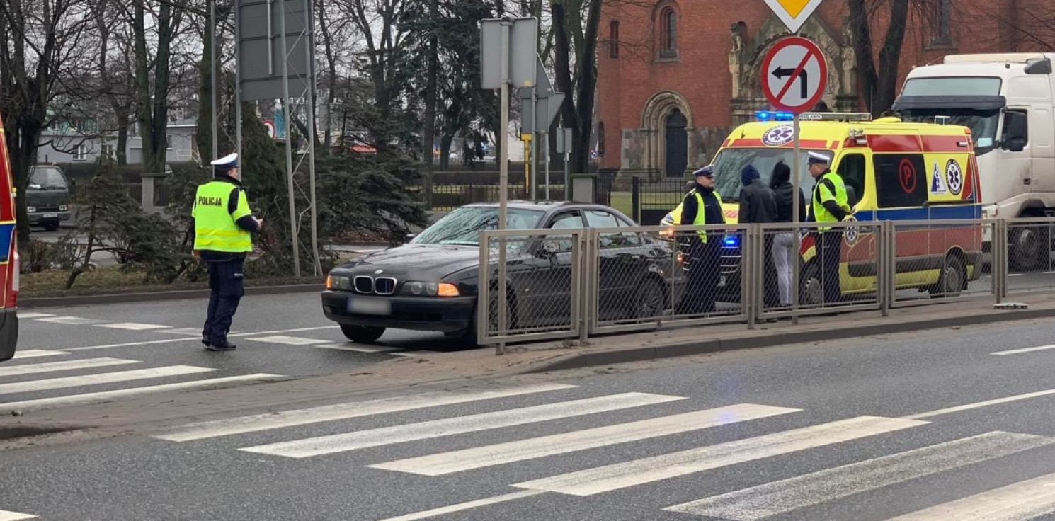 Inowrocław - BMW potrąciło dwie kobiety. Szukają świadków