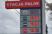 Dąbrowa Biskupia: 6,99 zł za litr ropy. W Inowrocławiu 5,87 zł. "Paliwa nie zabraknie"