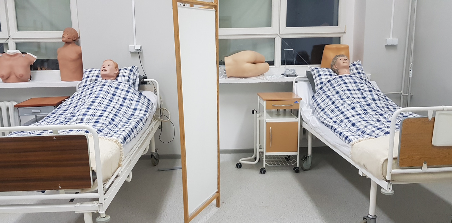 Inowrocław - Ruszają studia. "Nie chcemy czekać do października"