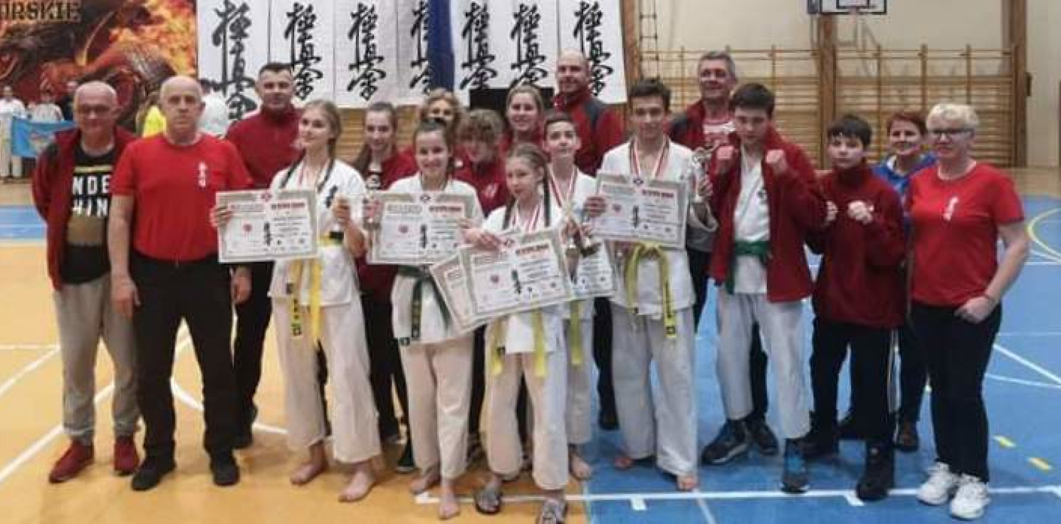 Inowrocław - Nasi karatecy zdobyli siedem medali