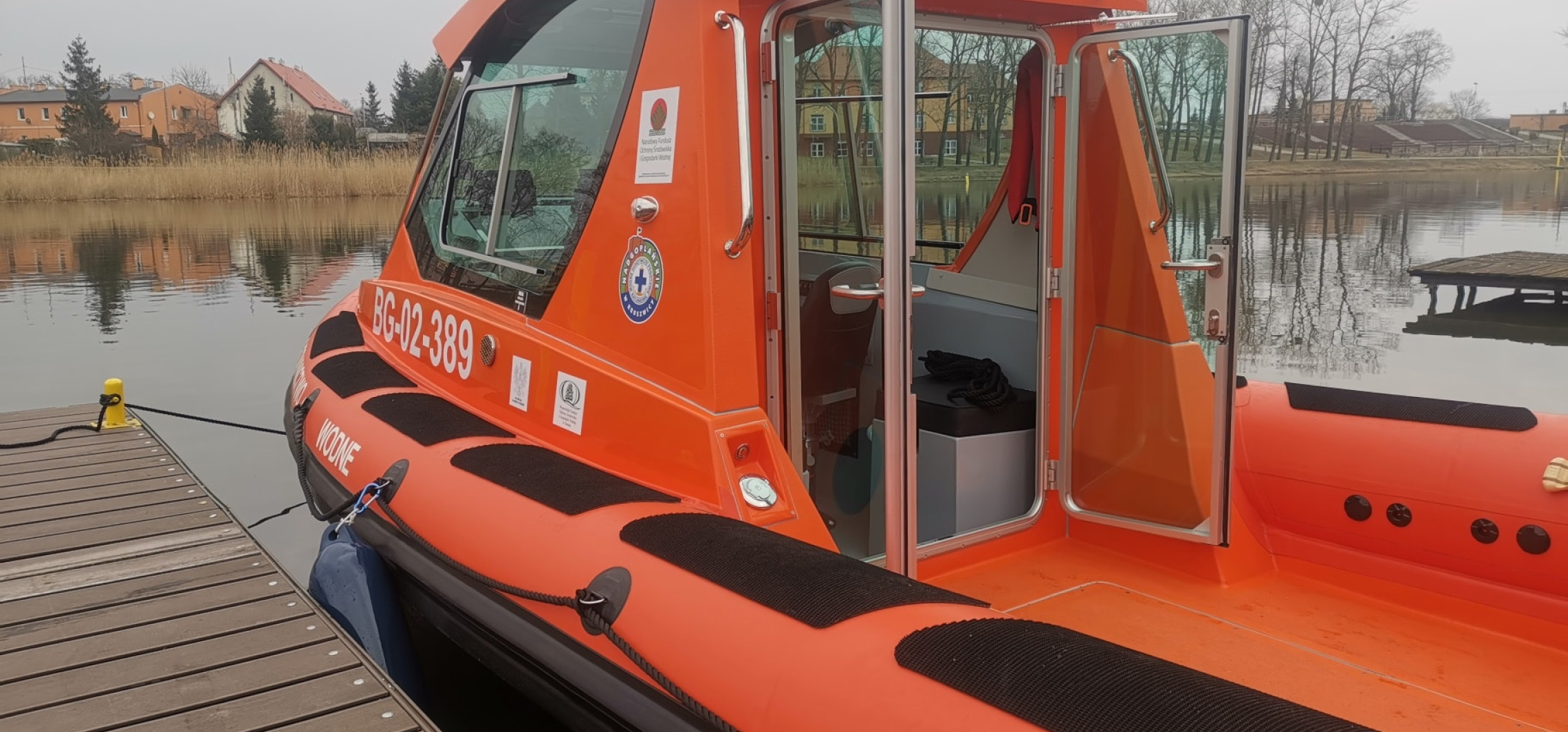 Kruszwica - Kruszwicki WOPR ma nową łódź ratownictwa wodnego