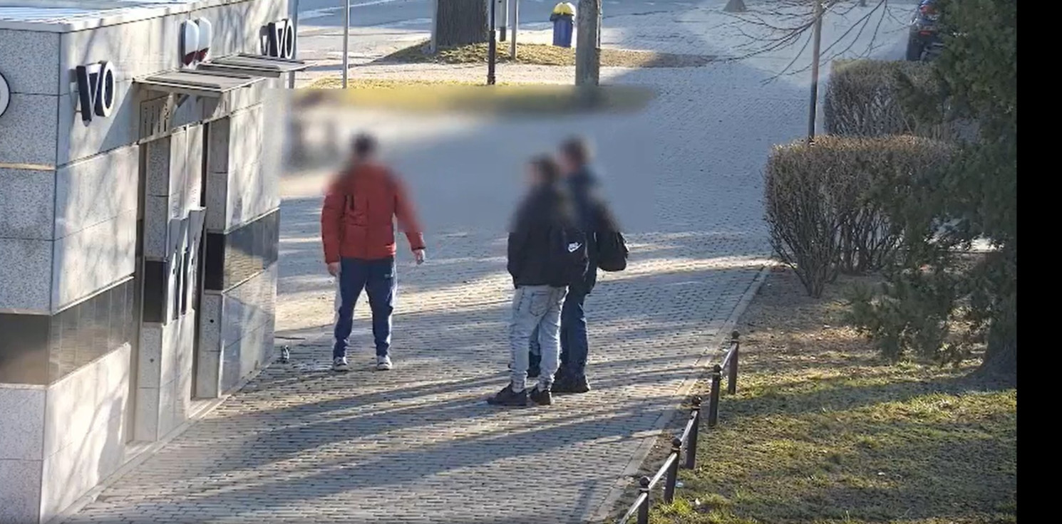 Inowrocław - Kamera nagrała to, co zrobił 17-latek. Na miejsce wysłano patrol straży miejskiej