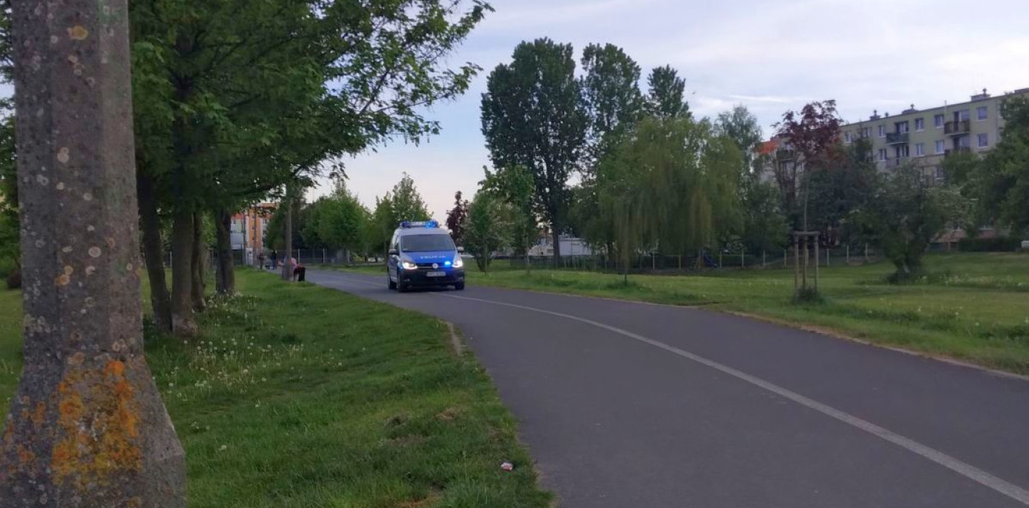 Inowrocław - Co policja robiła wczoraj przy rąbińskiej Kauli?