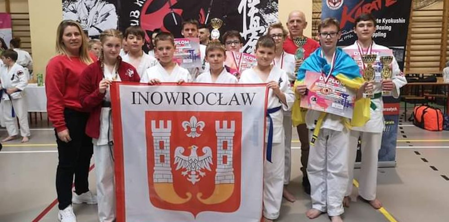 Inowrocław - Sukcesy karateków z Inowrocławia. Przywieźli 8 medali