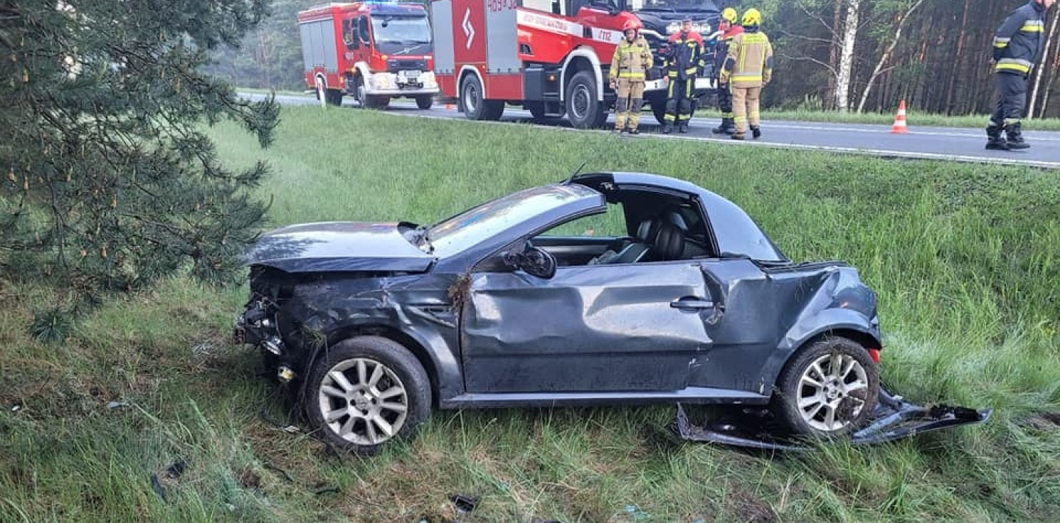 Region - Tigrą wpadł do rowu. Auto do kasacji