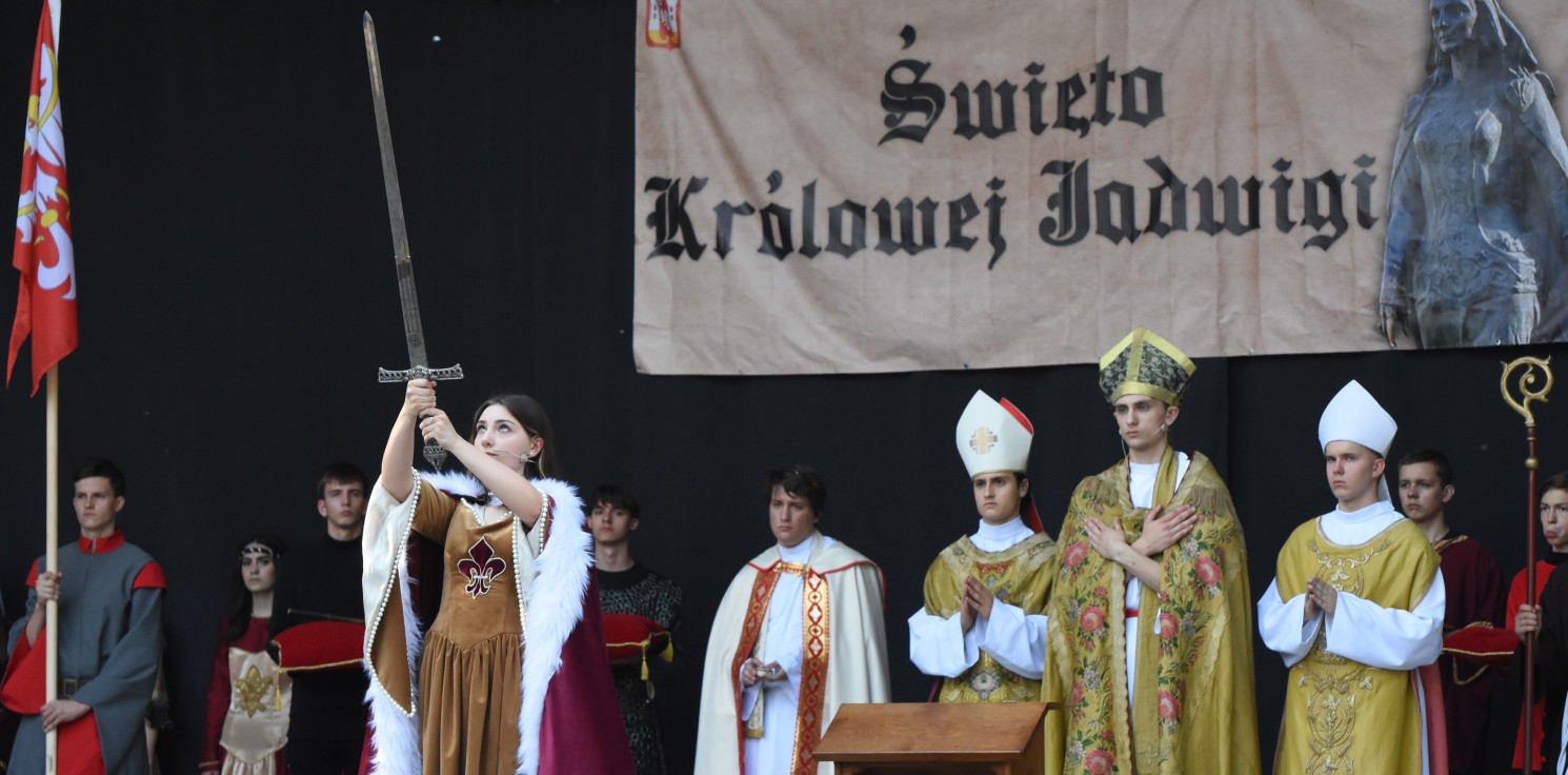 Inowrocław - W Solankach koronowano dziś patronkę Inowrocławia