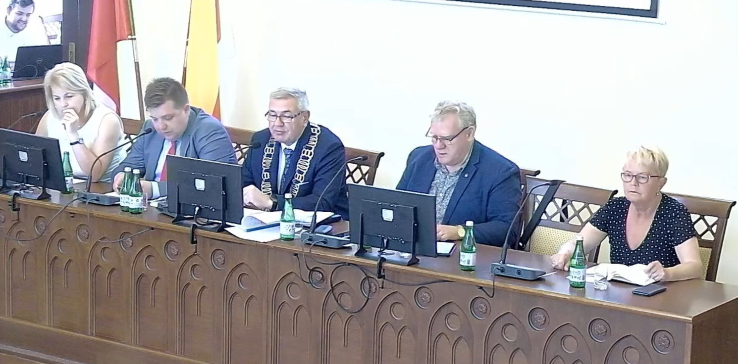 Inowrocław - Prezydent Ryszard Brejza z wotum zaufania i absolutorium