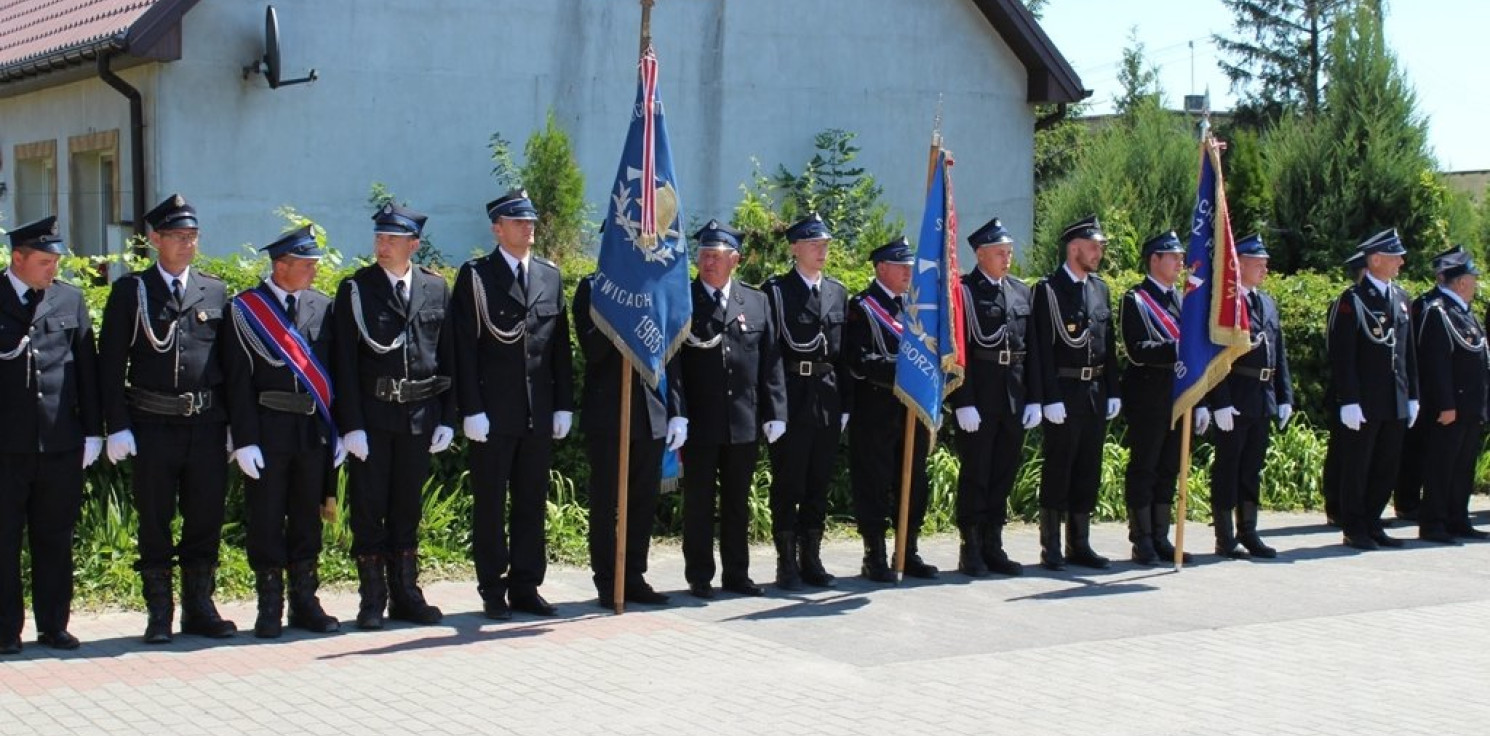 Dąbrowa Biskupia - Strażacy ochotnicy świętowali 100-lecie jednostki