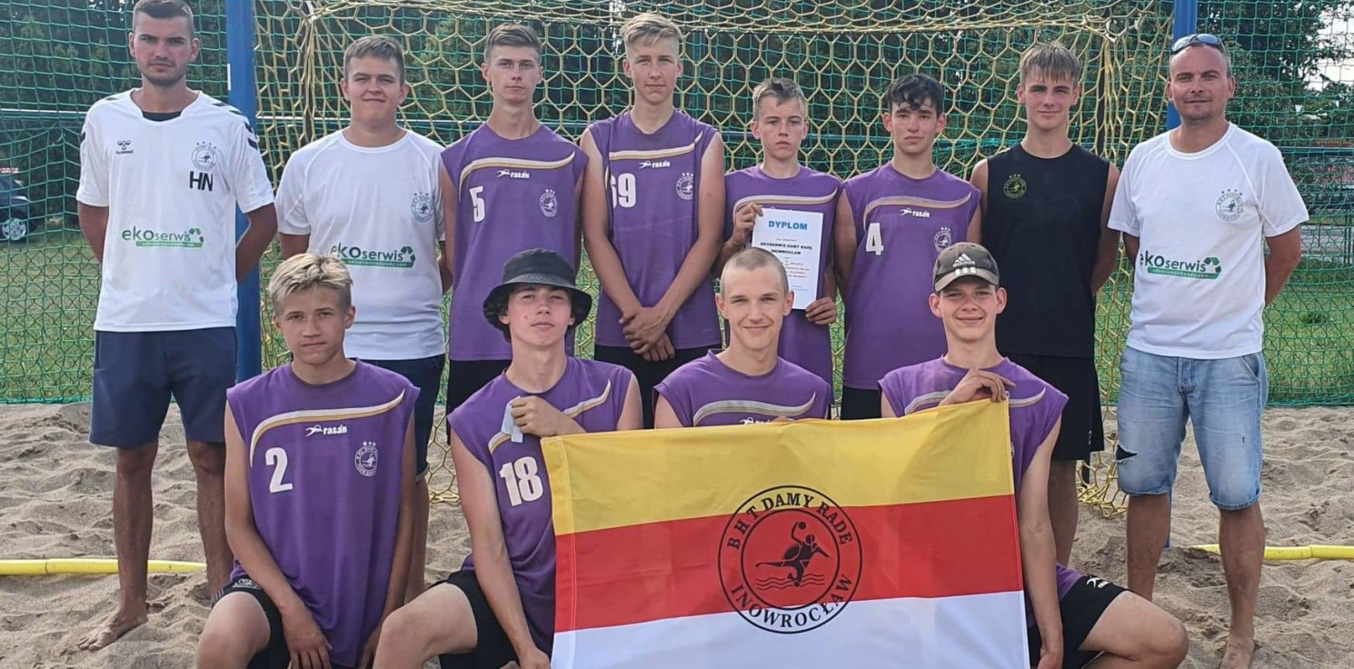 Inowrocław - Juniorzy młodsi z Damy Radę zagrają w finale Polski