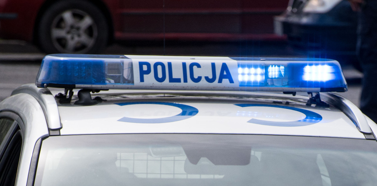 Inowrocław - Policjanci gonili złodzieja czekoladowych jajek. Miał ich sto czterdzieści cztery
