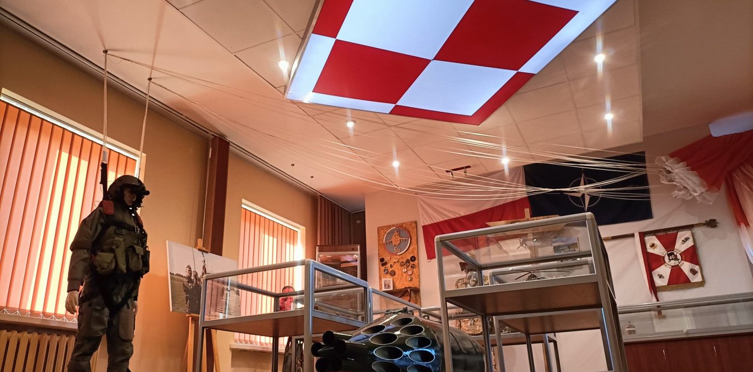 Inowrocław - Twoje militarne pamiątki mogą trafić do kroniki 56. Bazy Lotniczej