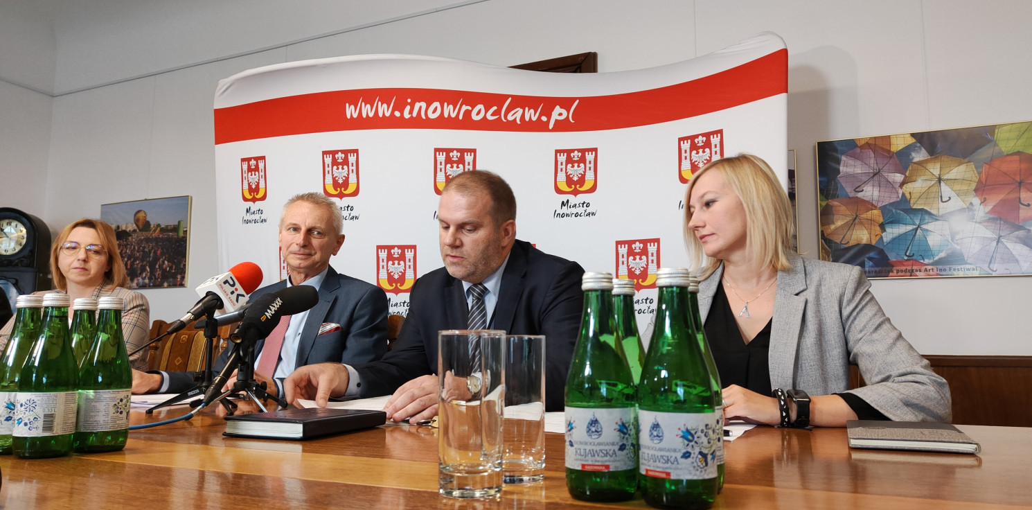Inowrocław - Deklaracja węglowa. Urząd prosi o wypełnienie ankiet