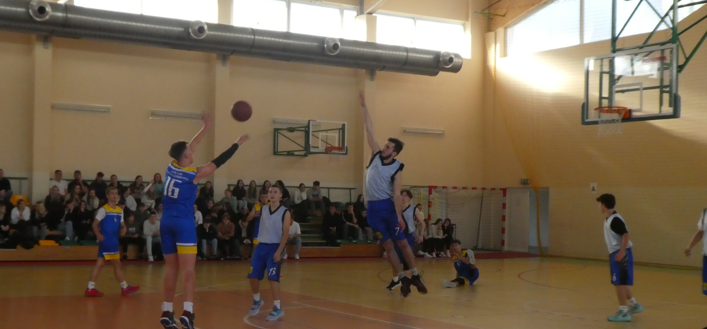 Inowrocław - Ruszyła międzyszkolna rywalizacja w koszykówce