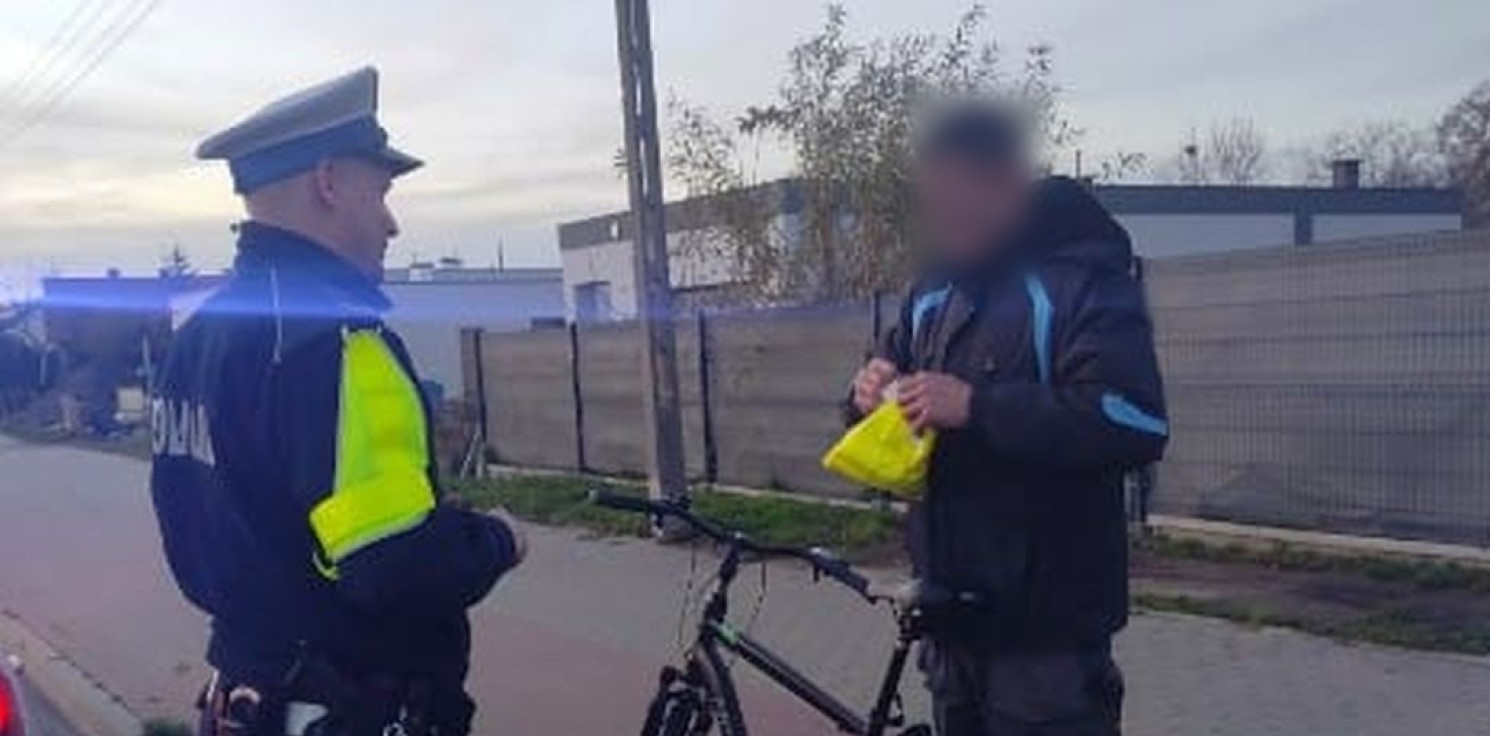 Inowrocław - Policjanci sprawdzali zachowania kierowców wobec pieszych i rowerzystów