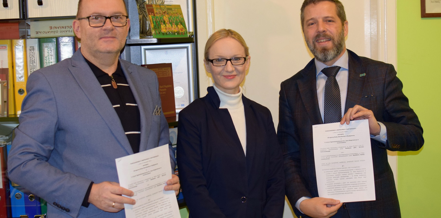 Inowrocław - Ważna umowa I LO. Skorzystają na niej uczniowie