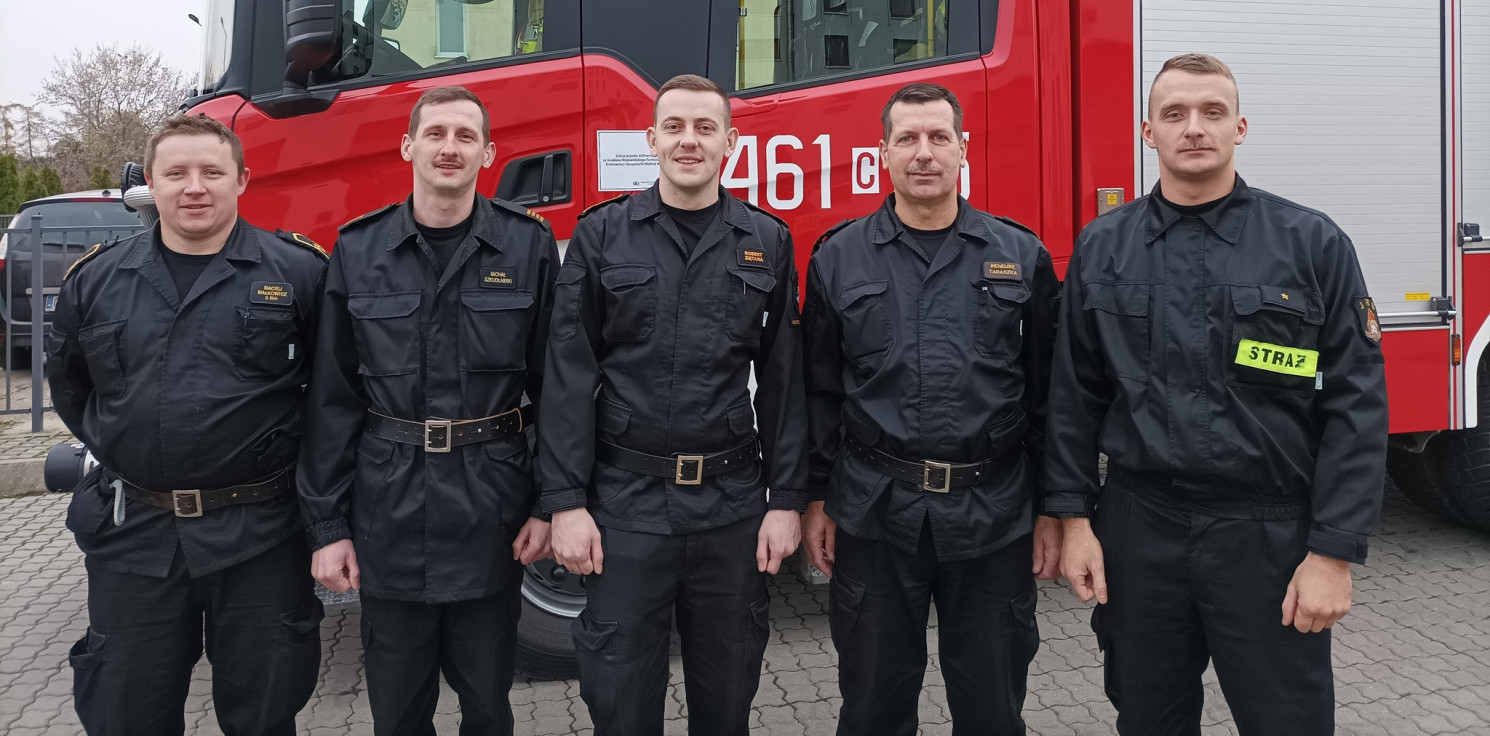 Inowrocław - Inowrocławscy strażacy zapuścili wąsy. Skąd taka moda?