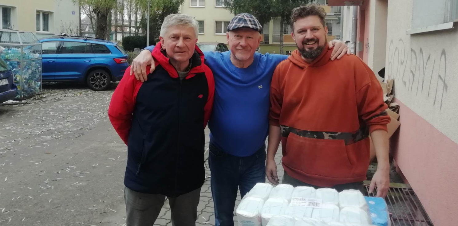 Inowrocław - Przekazali dary na rzecz Polaków spędzających święta w Ukrainie