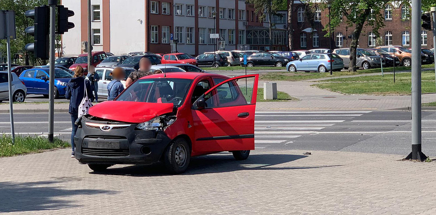 Inowrocław - Kolejna kraksa przy ratuszu