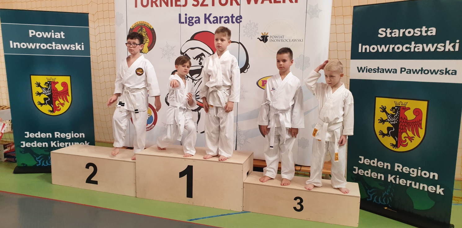 Inowrocław - 200 młodych karateków rywalizowało w Inowrocławiu