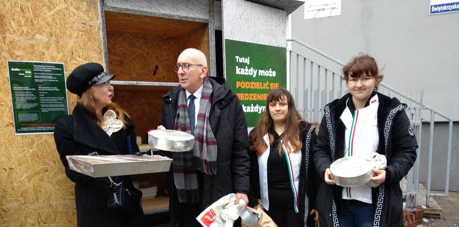 Inowrocław - Lodówka społeczna jest już otwarta