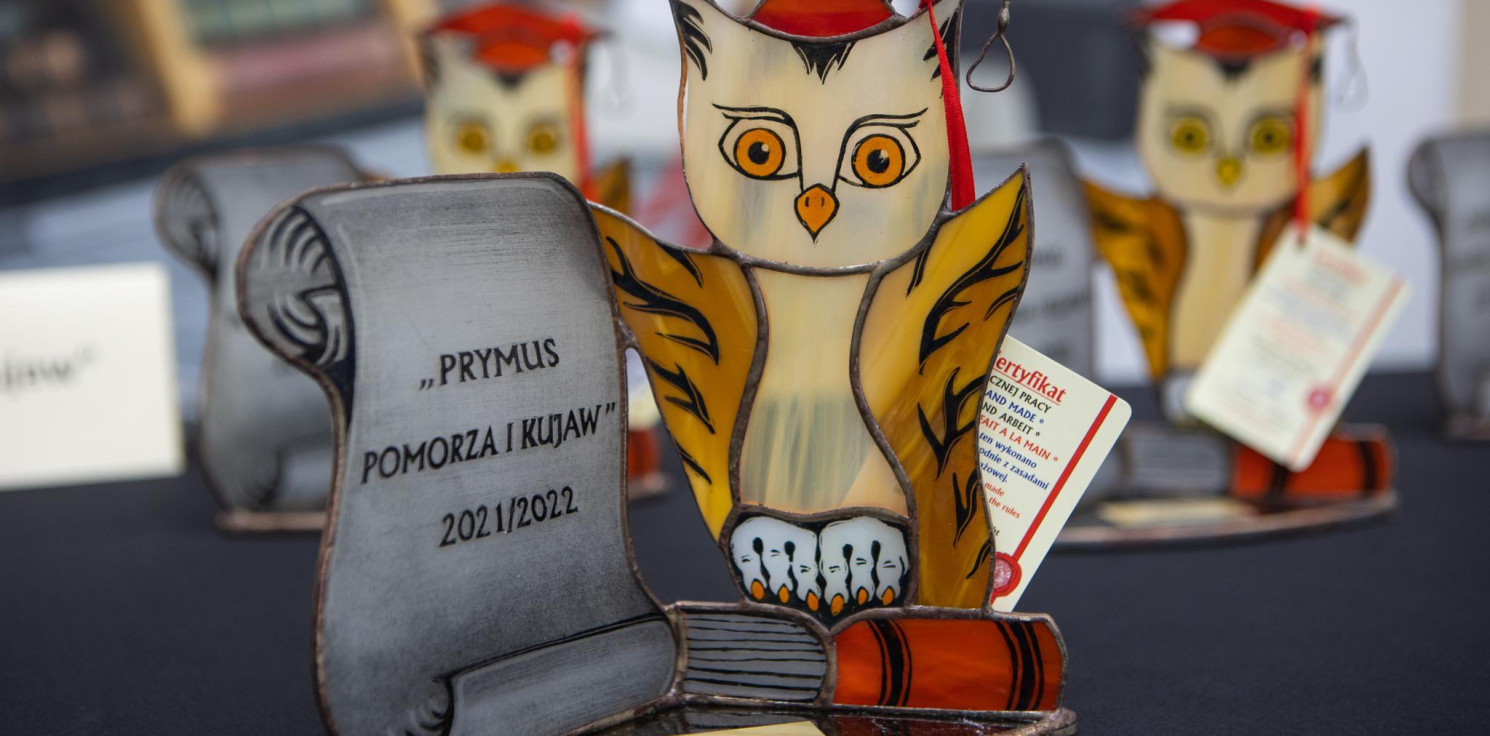 Inowrocław - 27 inowrocławskich prymusów ze stypendiami
