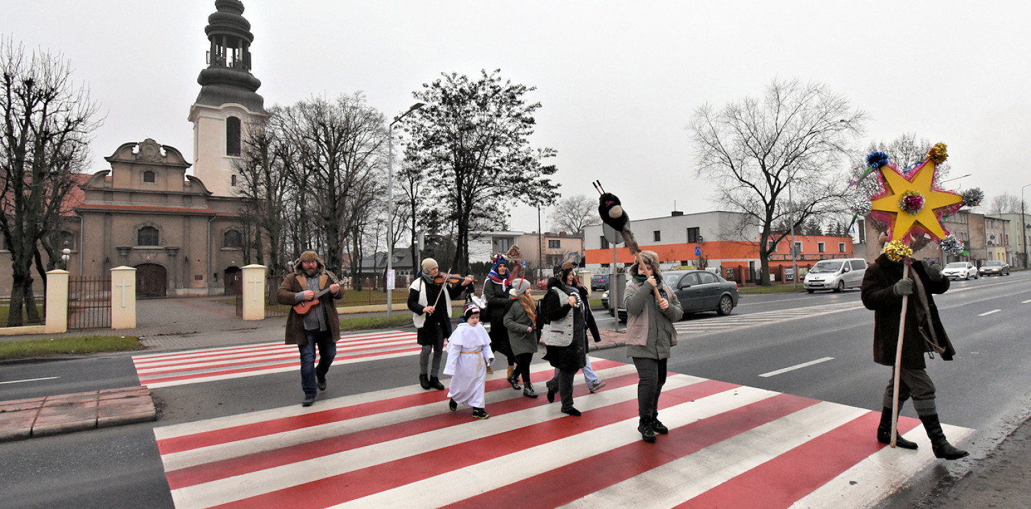 Inowrocław - Drzwi otwórzcie, kolędnikom... Hej, kolęda w Mątwach