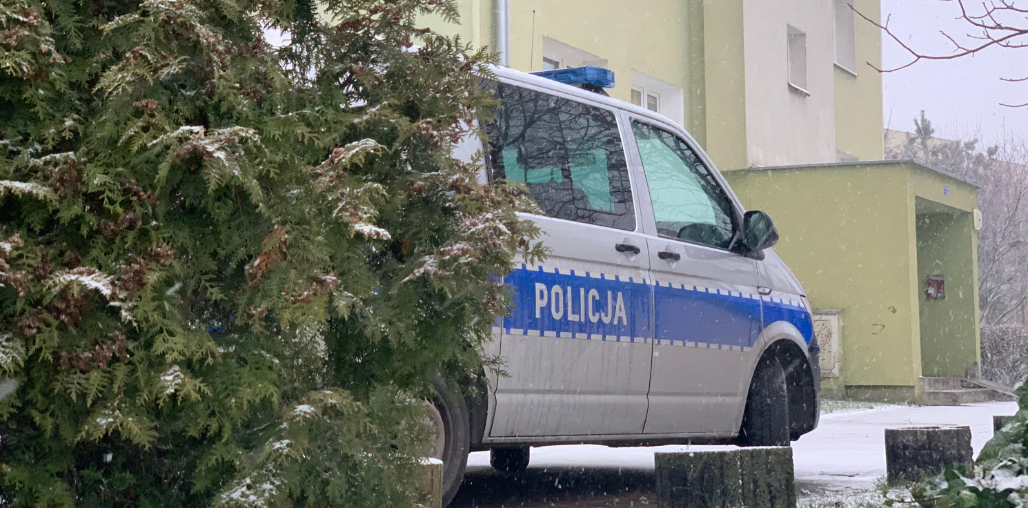 Inowrocław - Rąbin. Ojciec zabił 10-letnią córkę, zadzwonił na 112 i skoczył z okna