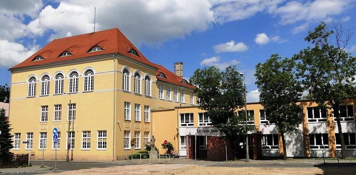 Inowrocław - Alarm bombowy w Kasprze. Matura opóźniona