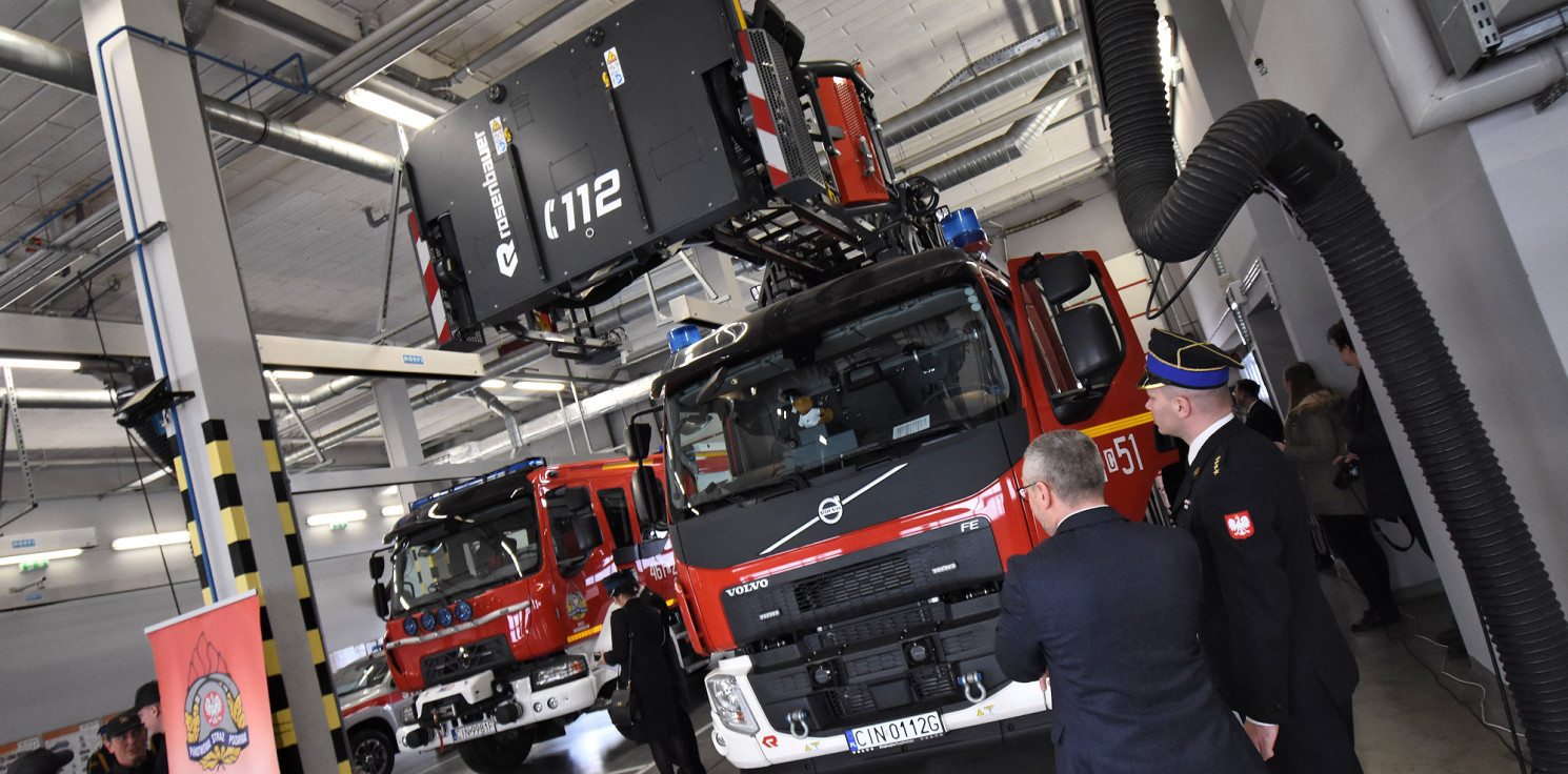 Inowrocław - Nowe wozy dla inowrocławskich strażaków