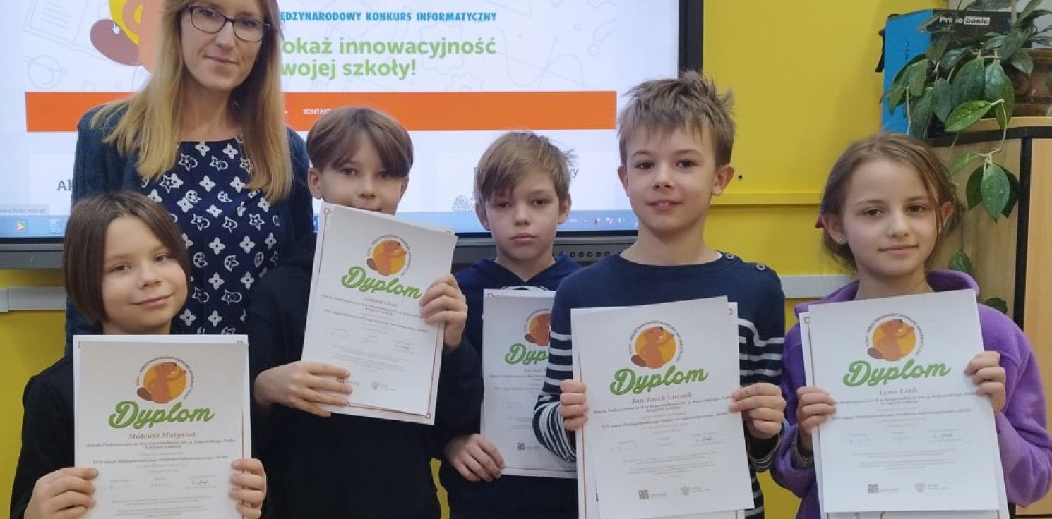 Inowrocław - Międzynarodowy sukces "ósemki" w konkursie informatycznym